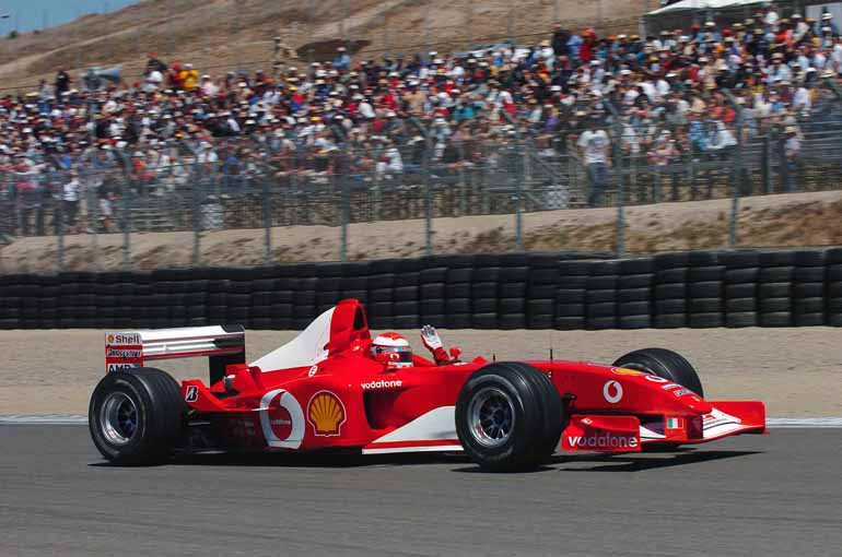 Un'esibizione a Laguna Seca al volante della Ferrari F2002