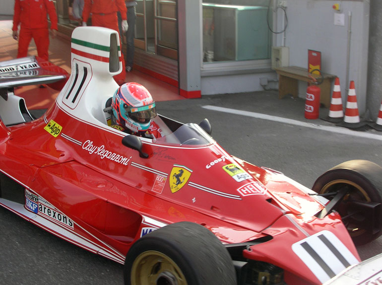 Al volante della Ferrari 312T di Clay Regazzoni
