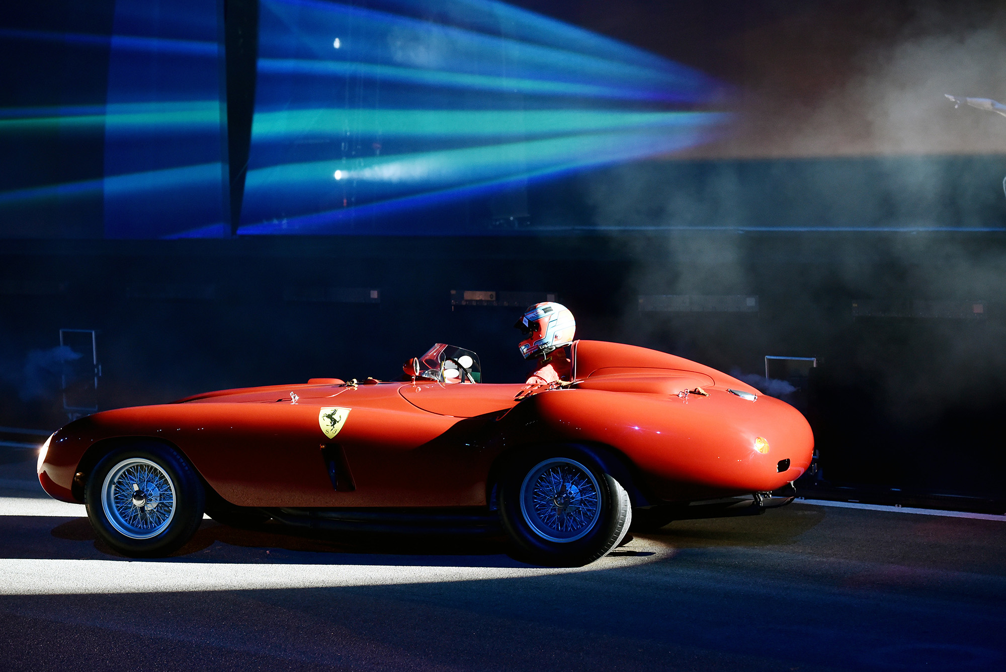 Rosso 70, spettacolo celebrativo dei 70 anni Ferrari | Fiorano, Italia